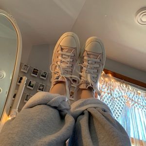 blush pink converse low top 7.5